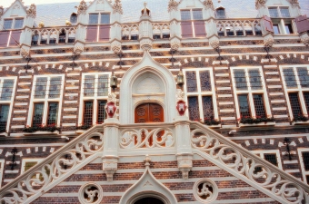 Ook een ambtelijke organisatie verdient een APK